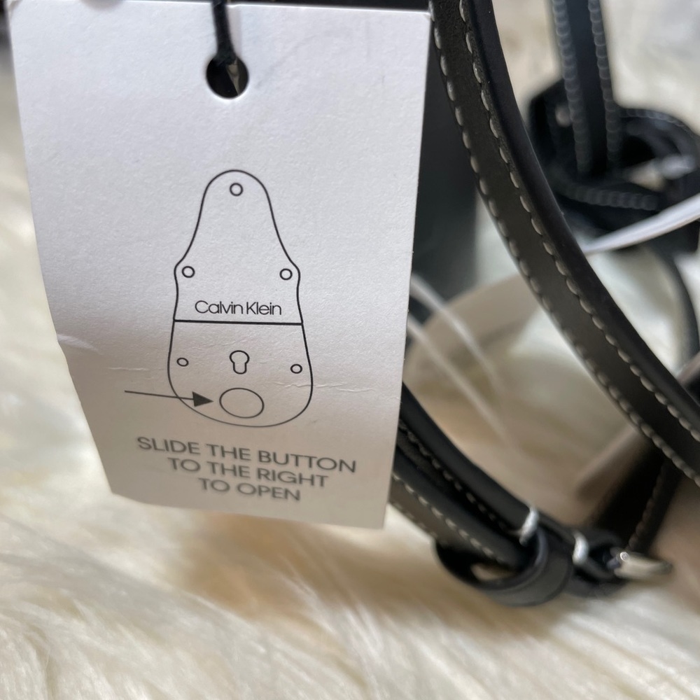 ❤️Calvin Klein ❤️large lock leather Bucket Bag - Picture 5 of 11